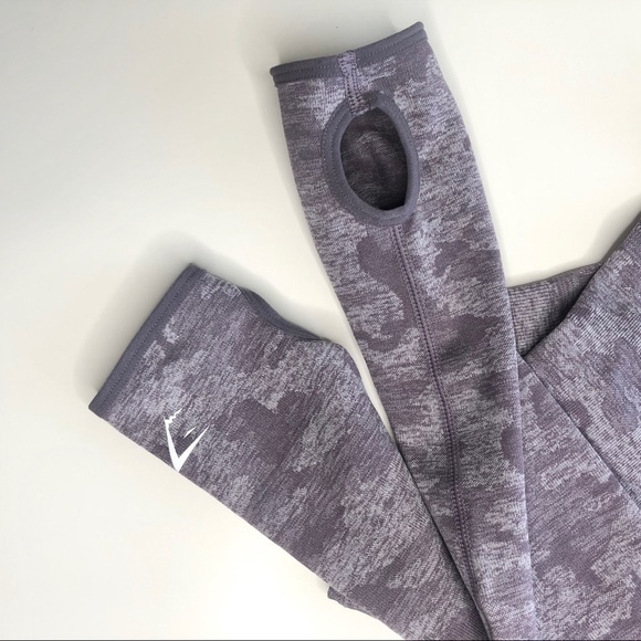 Gymshark Camo Seamless Long Sleeve Crop Top - Picture 5 of 7